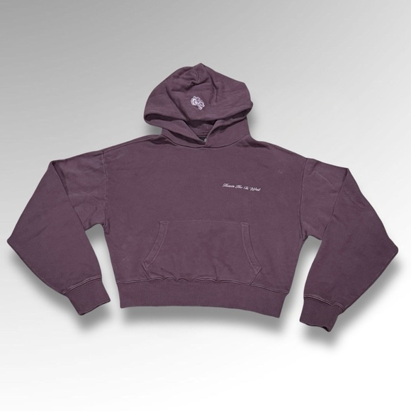 Darc Sport She Heaven Has to Wait Wolves Embroidered Cropped Hoodie 🐺 - Picture 1 of 6